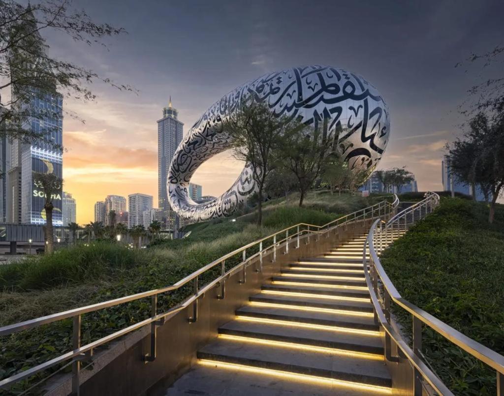 Success Luxury Apartment - 5 Min Away Marina Corniche - Free Housekeeping Provided Everyday-24-7 Staff Available For Services 迪拜 外观 照片