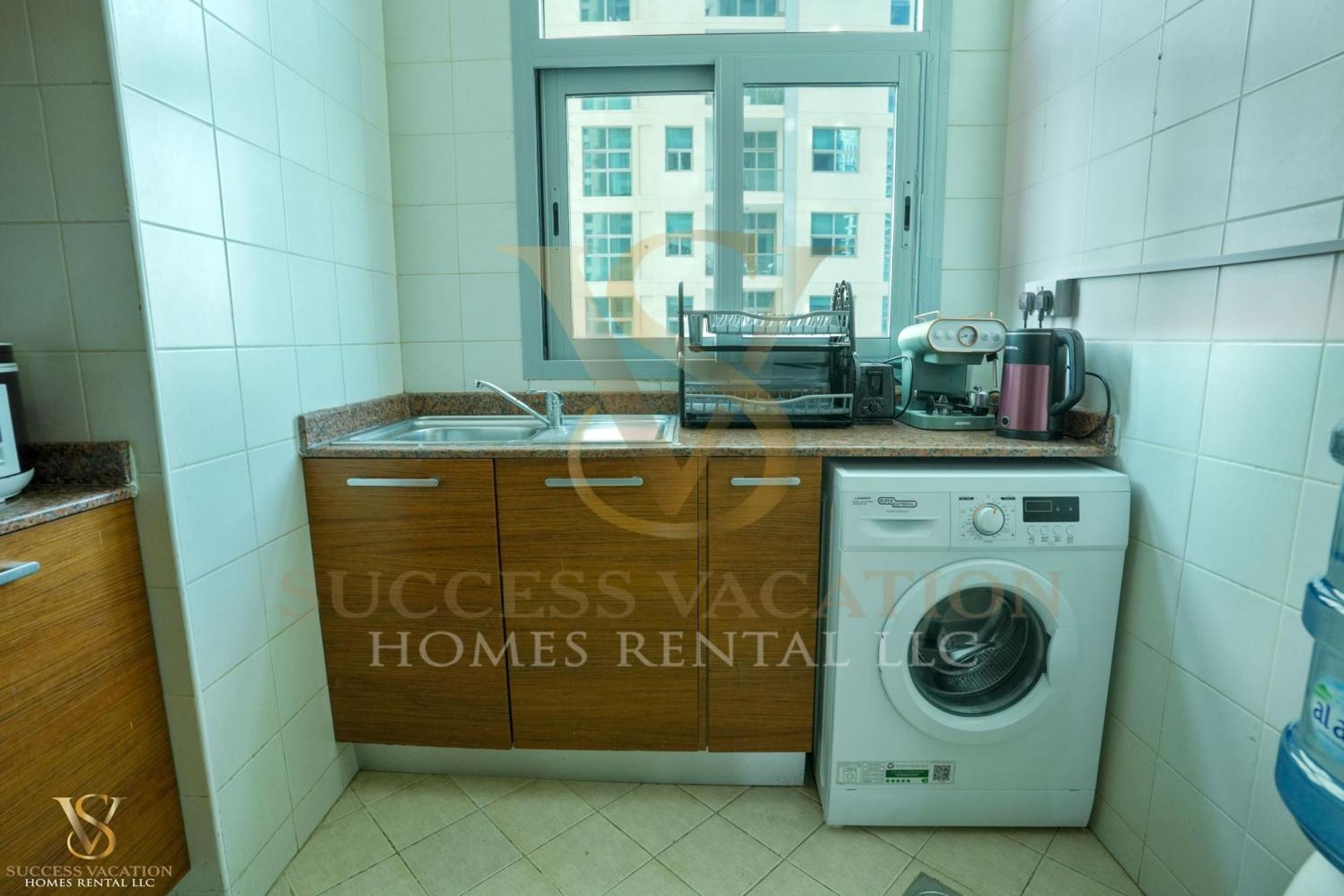 Success Luxury Apartment - 5 Min Away Marina Corniche - Free Housekeeping Provided Everyday-24-7 Staff Available For Services 迪拜 外观 照片