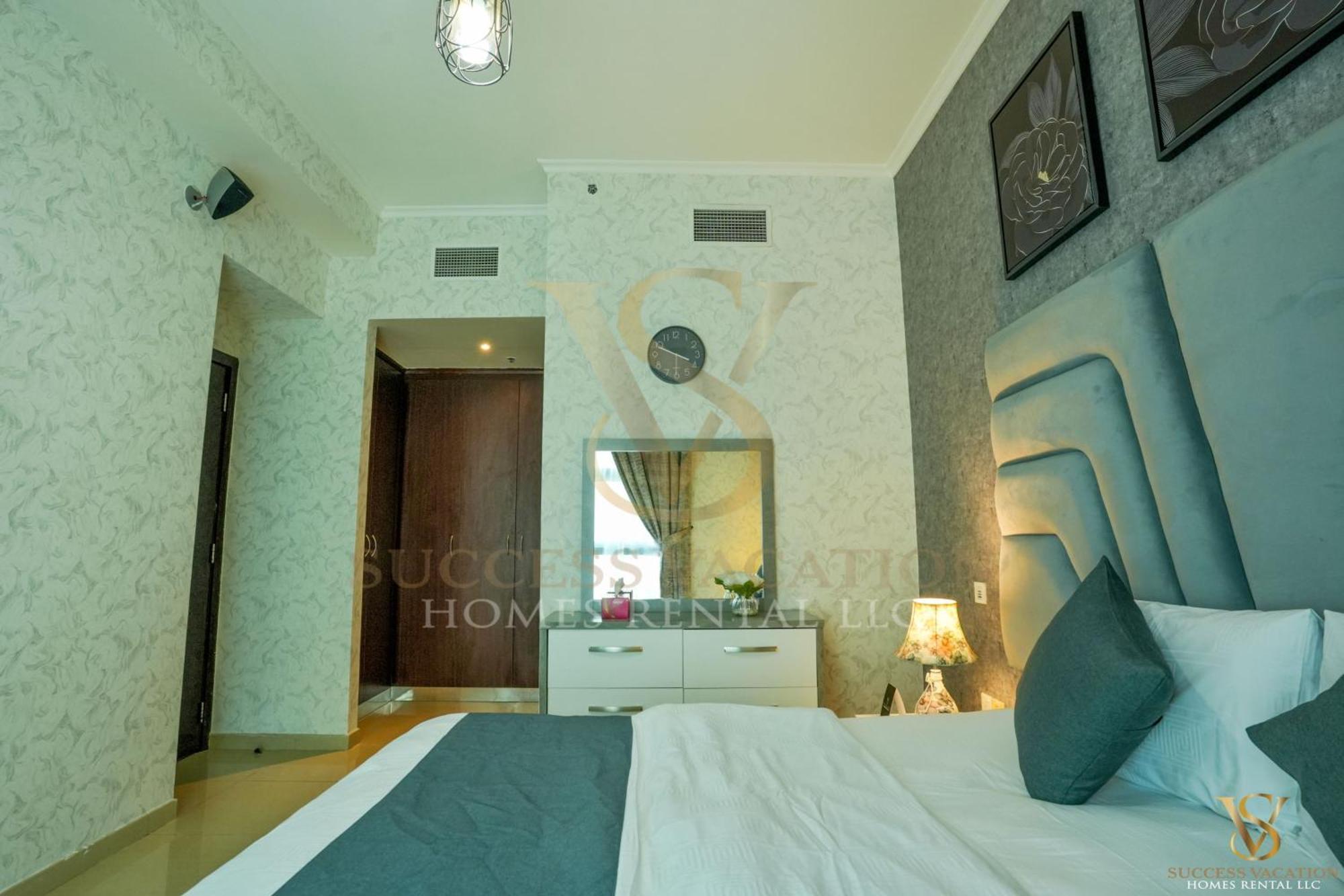 Success Luxury Apartment - 5 Min Away Marina Corniche - Free Housekeeping Provided Everyday-24-7 Staff Available For Services 迪拜 外观 照片