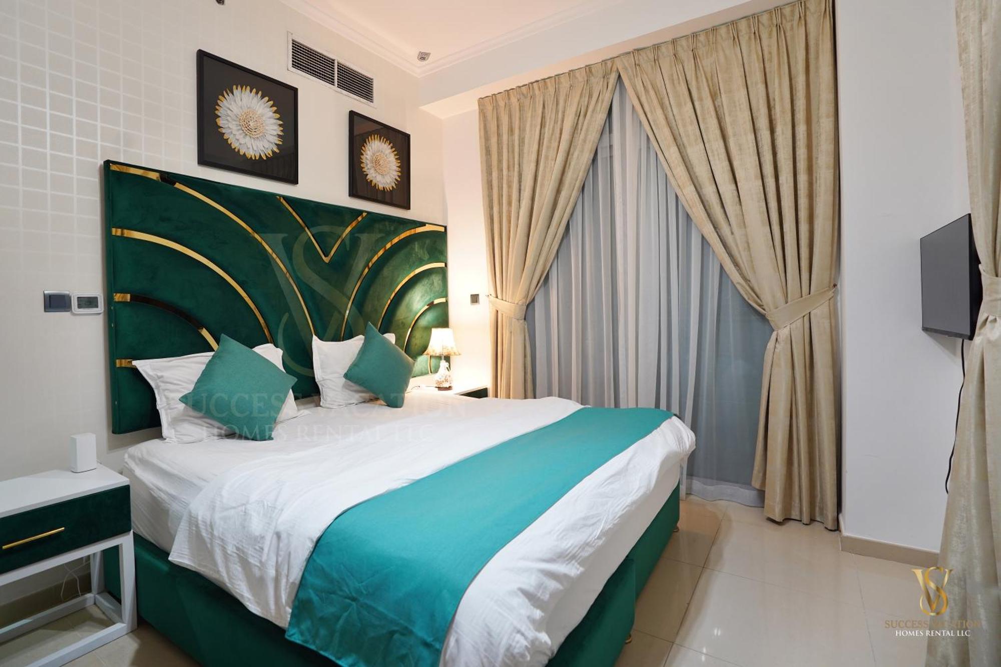 Success Luxury Apartment - 5 Min Away Marina Corniche - Free Housekeeping Provided Everyday-24-7 Staff Available For Services 迪拜 外观 照片