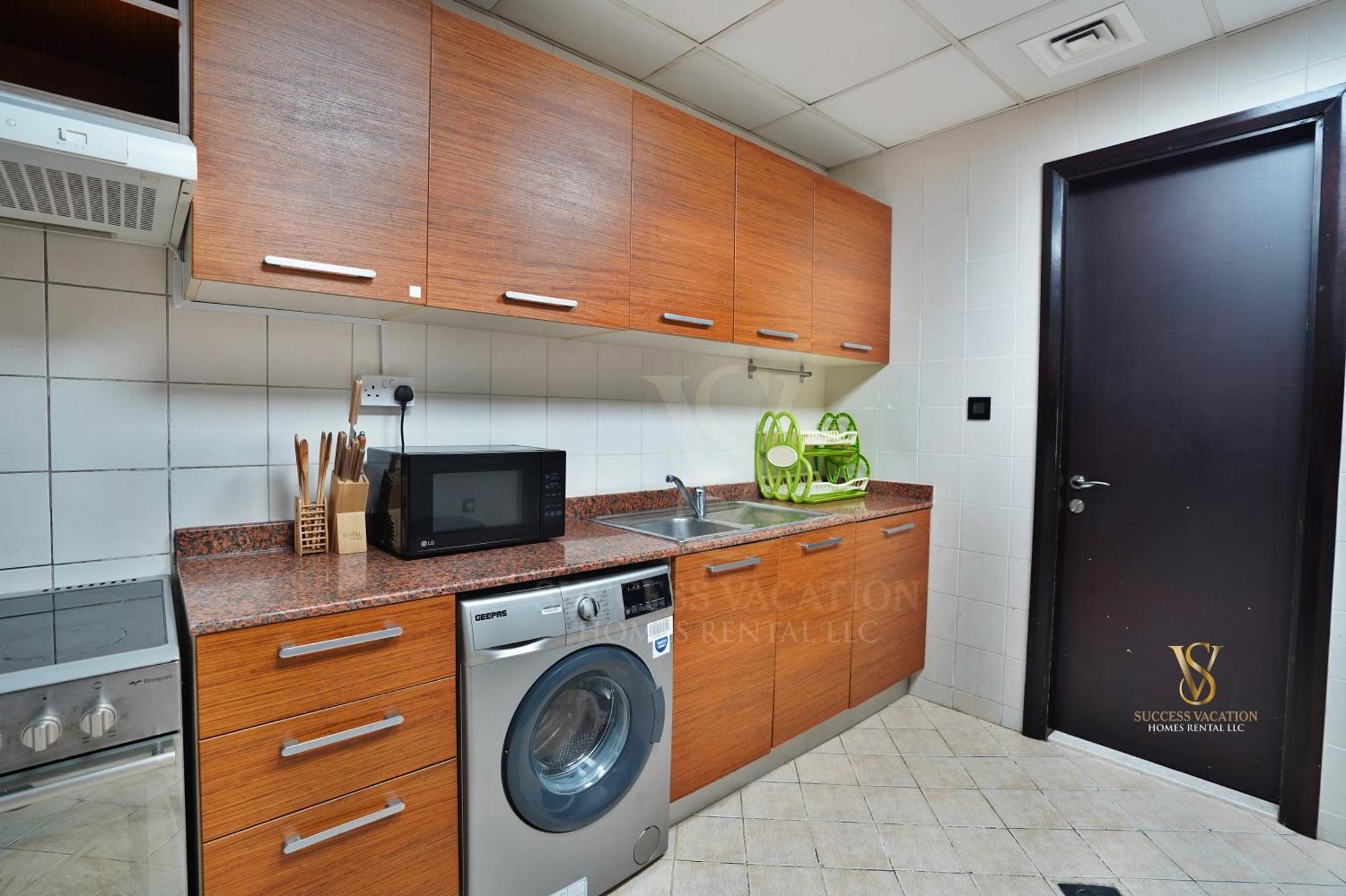 Success Luxury Apartment - 5 Min Away Marina Corniche - Free Housekeeping Provided Everyday-24-7 Staff Available For Services 迪拜 外观 照片