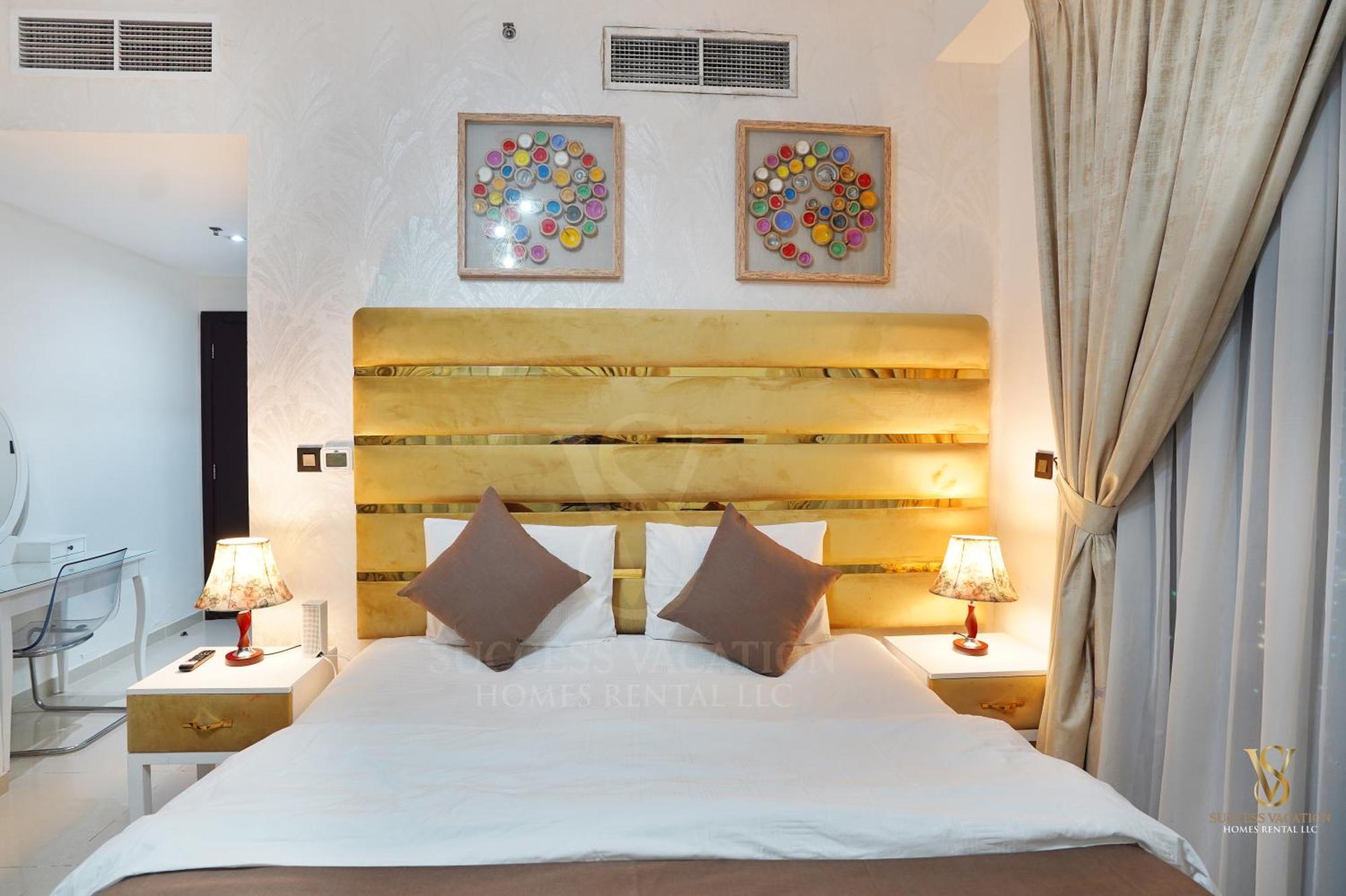 Success Luxury Apartment - 5 Min Away Marina Corniche - Free Housekeeping Provided Everyday-24-7 Staff Available For Services 迪拜 外观 照片